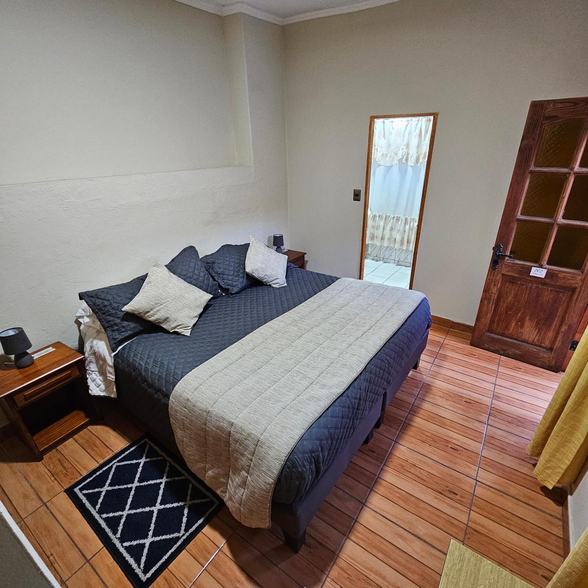 Hostal De Colon لا سيرينا المظهر الخارجي الصورة