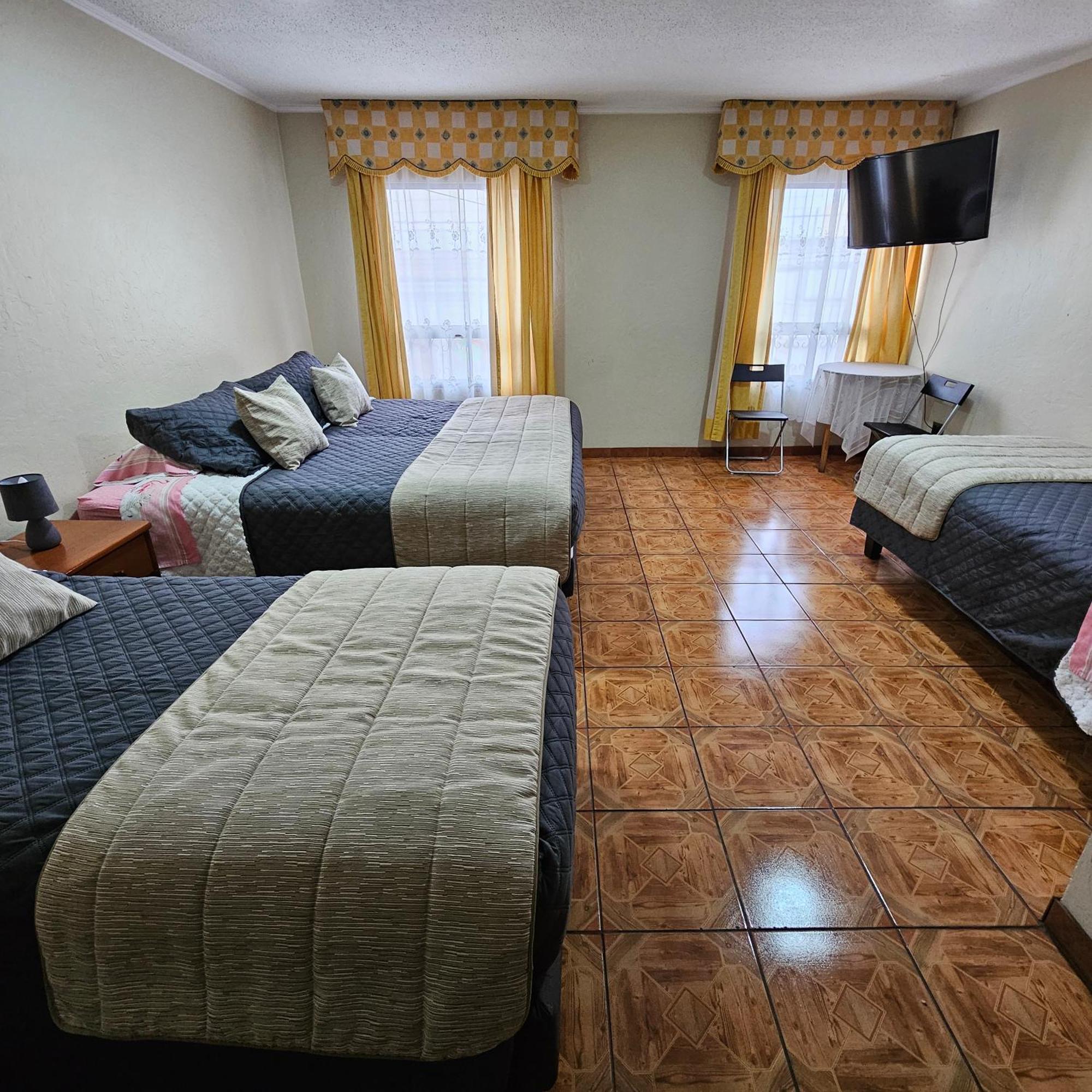 Hostal De Colon لا سيرينا المظهر الخارجي الصورة