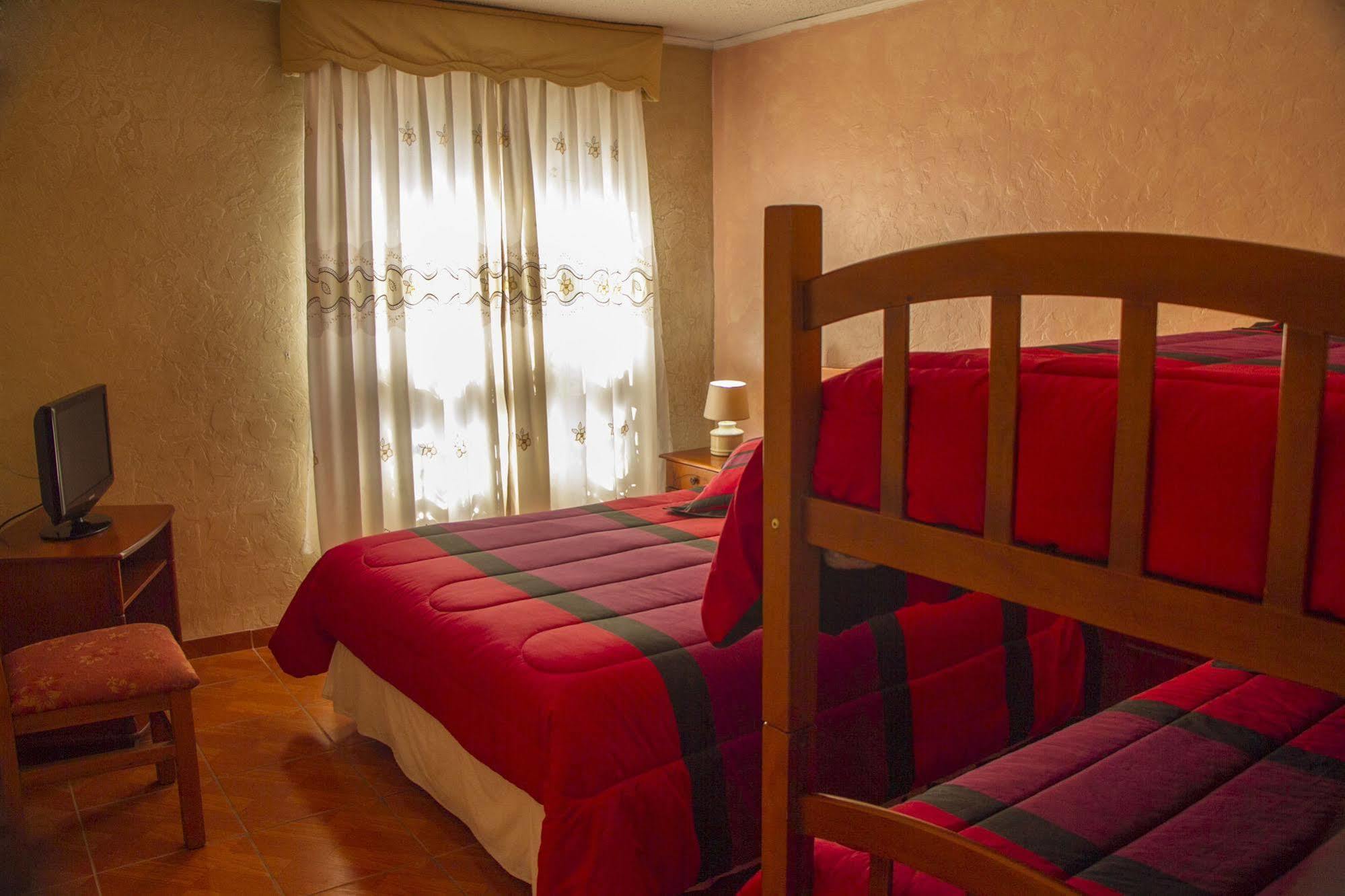 Hostal De Colon لا سيرينا المظهر الخارجي الصورة